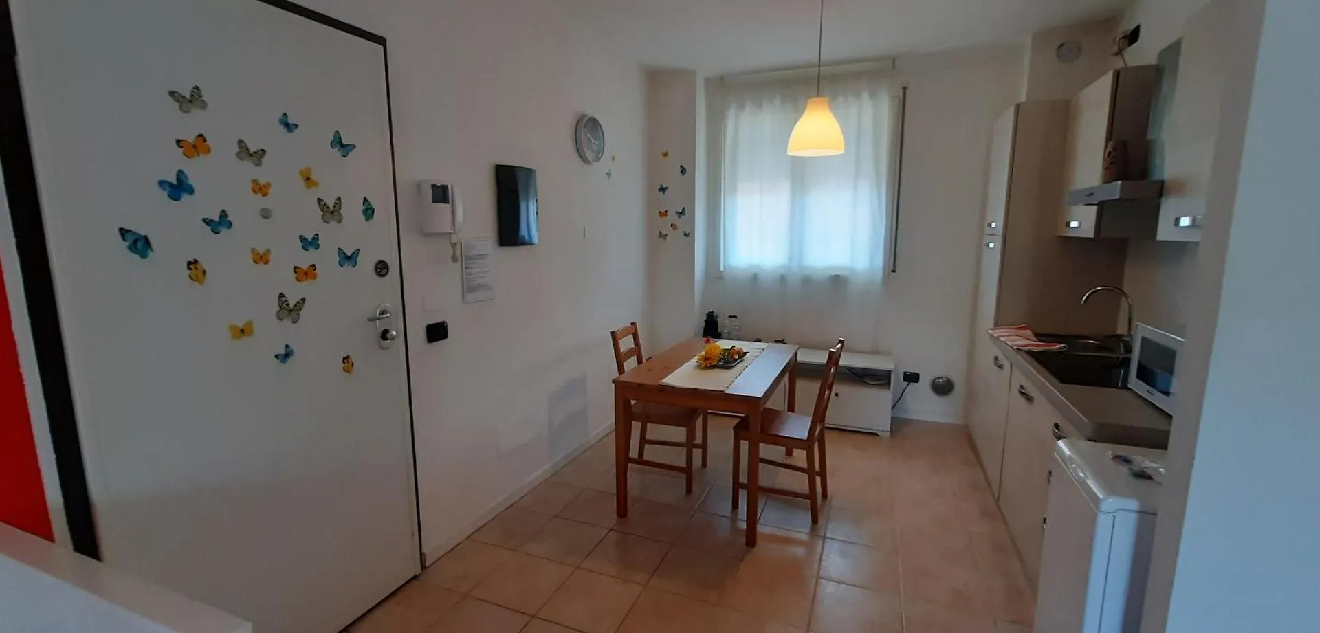 Feel Like Home In Mailand 0*,  Italien